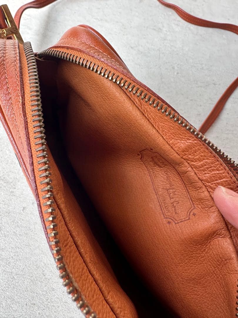 【美品】MCM ヴィセトス クロスボディ カメラバッグ ショルダー バッグ