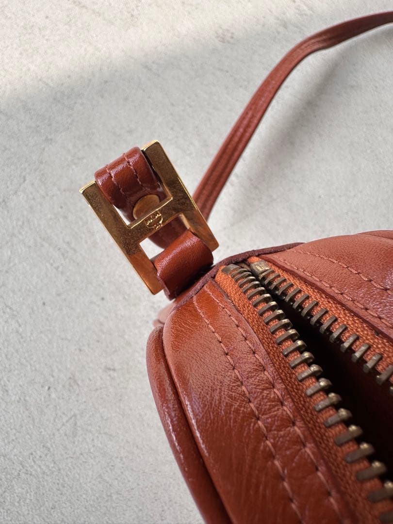 【美品】MCM ヴィセトス クロスボディ カメラバッグ ショルダー バッグ