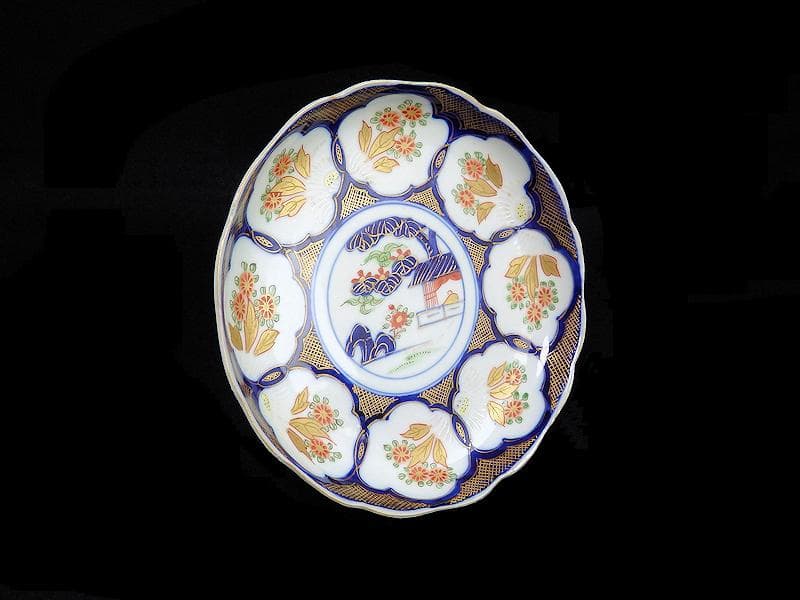 古伊万里　金襴手　陽刻　窓絵　花の図　８寸皿　E109AS-fbfq