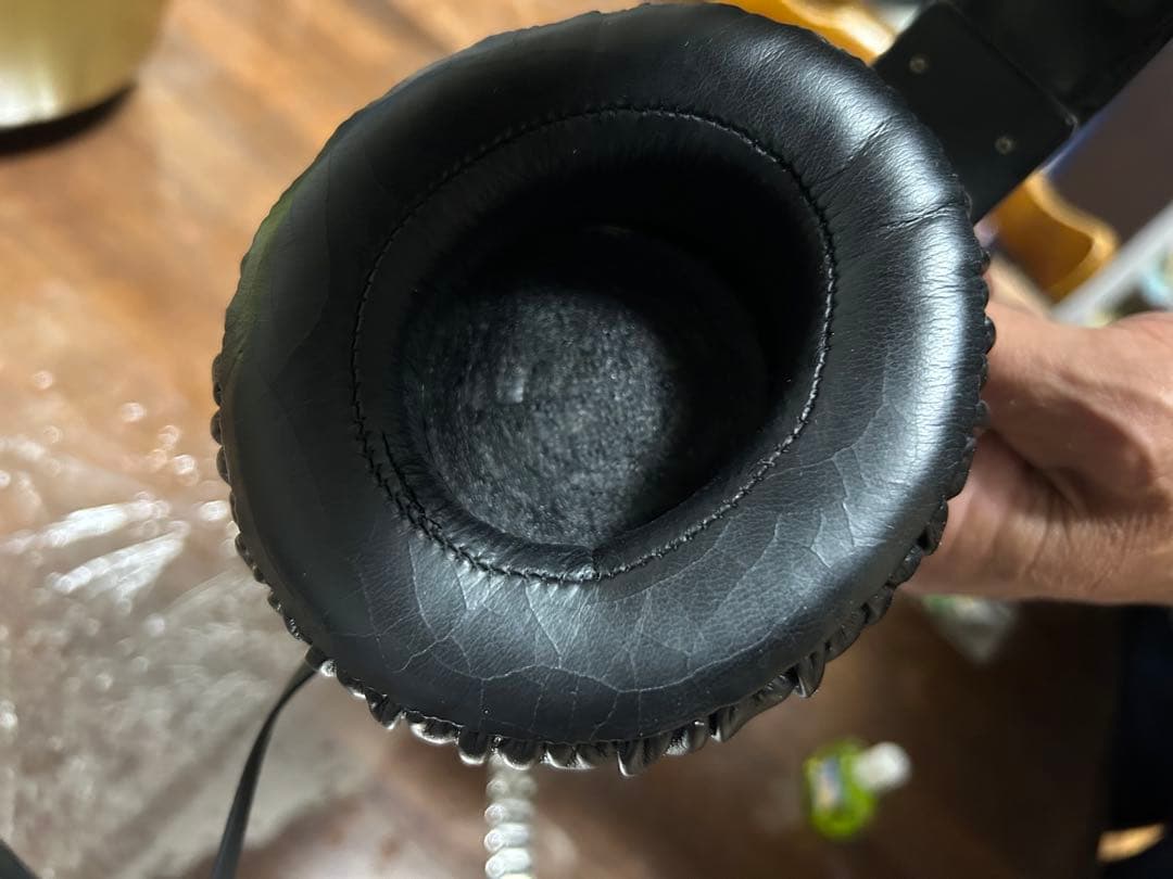 SONY ソニー MDR-XB700 EXTRA BASS 密閉型ヘッドホン