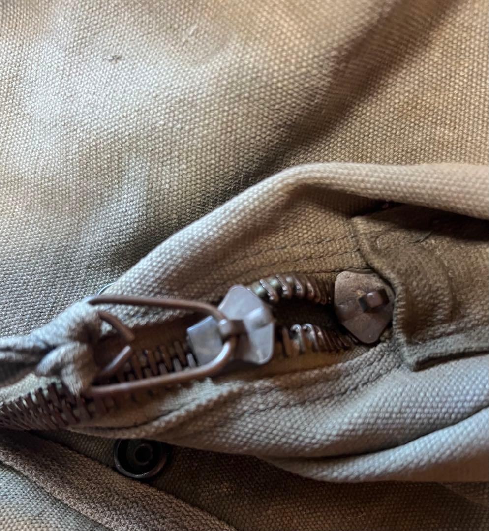 し*ゅ様 米軍放出品　フライヤーズキットバッグ