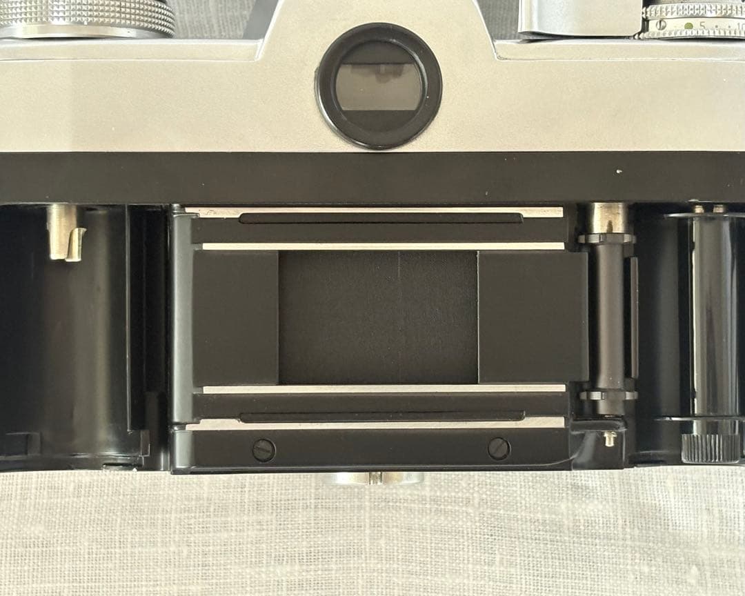 Contarex ブルズアイ+ Planar 50mm F2 ★希少美品