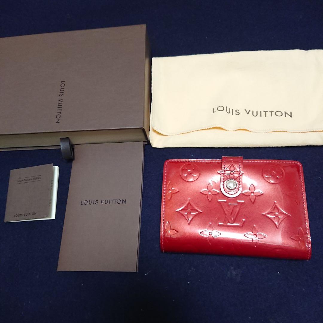 Louis Vuitton 二つ折り財布 レッド