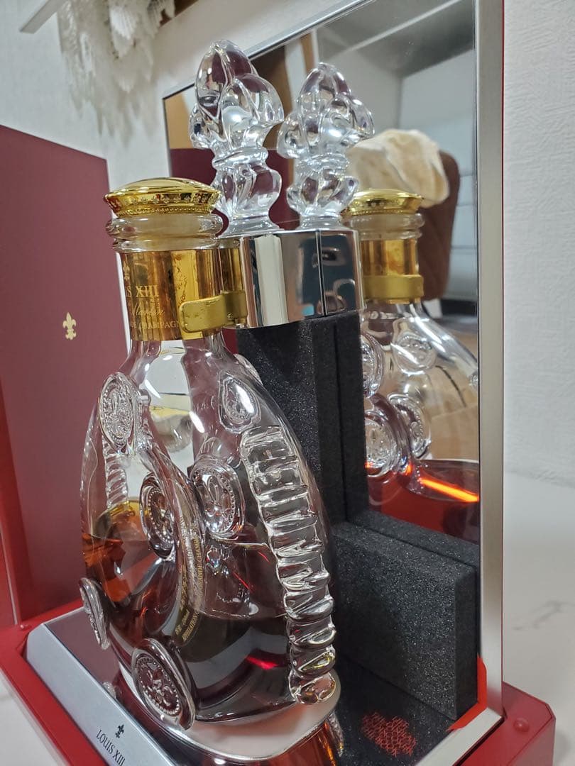 LOUIS XIII ブランデー クリスタルボトル