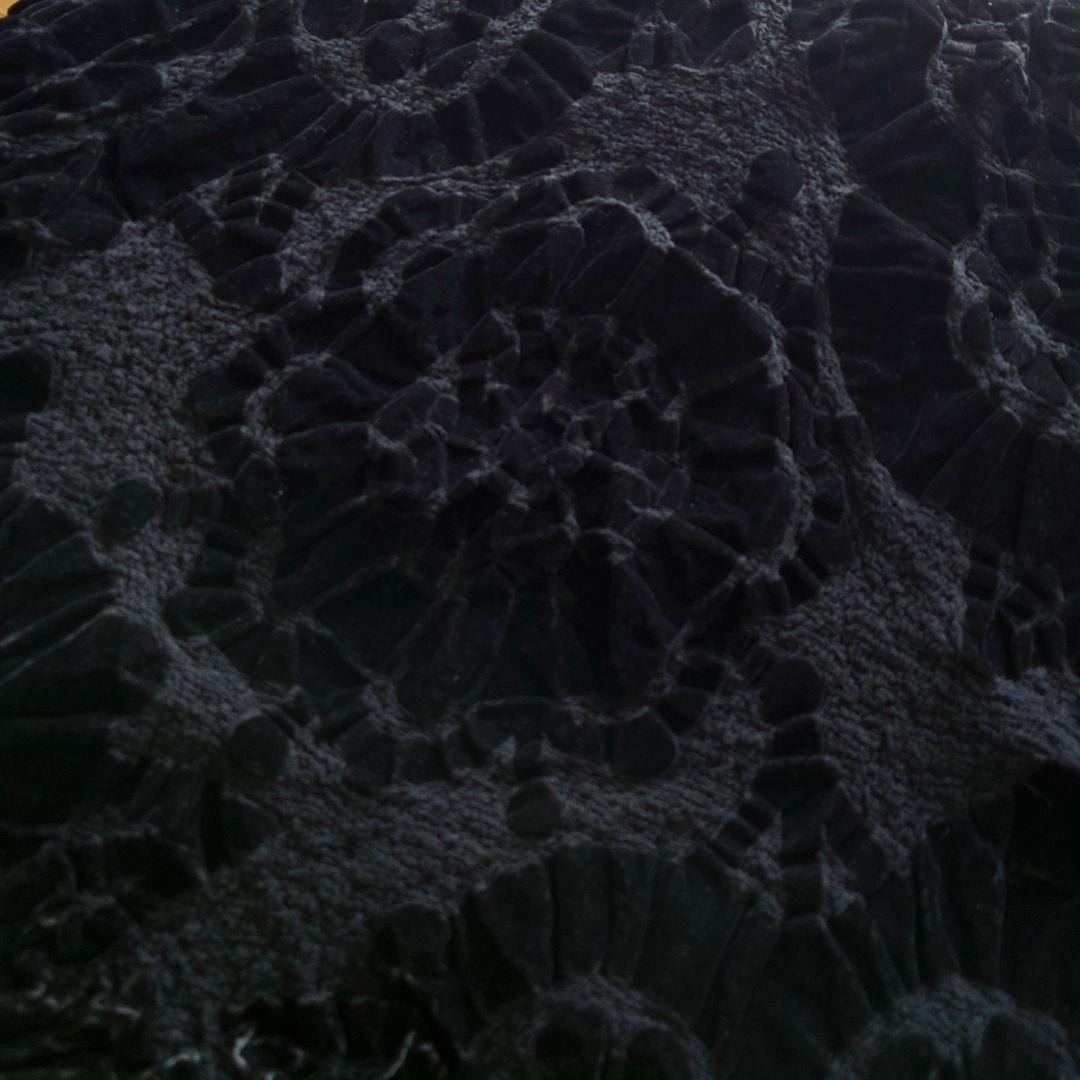 o ミー イッセイミヤケ スカート 立体 花柄 アシメ ベロア風 変形 黒