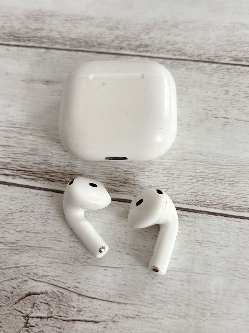 AirPods4 ワイヤレスイヤホン A3058/A3050/A3053
