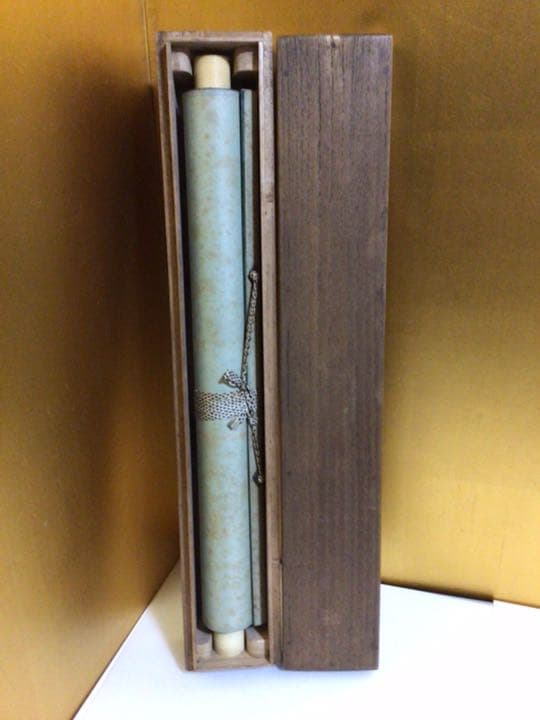 掛け軸　鹿さん…哀愁ダダ漏れ。。。　木箱付き