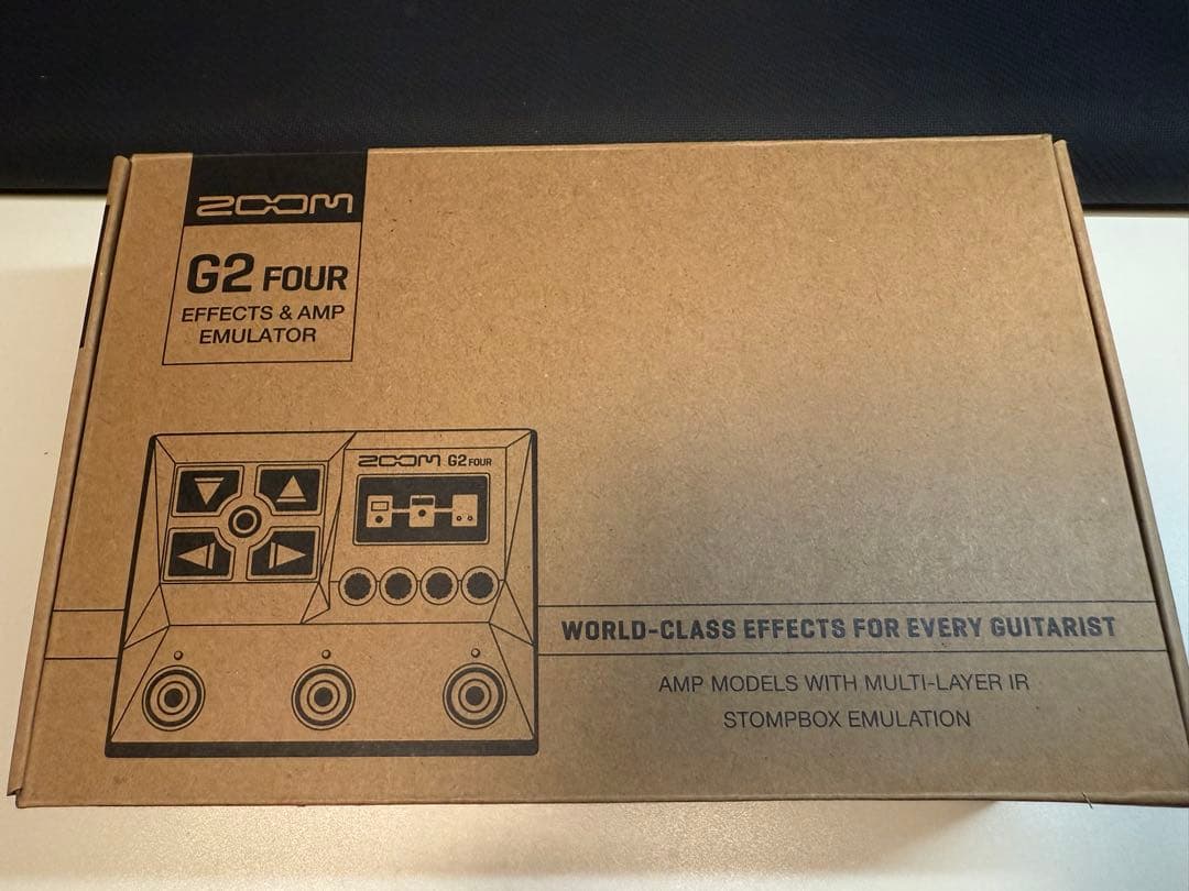 ZOOM G2 FOUR マルチエフェクター 外箱あり フットスイッチ付き