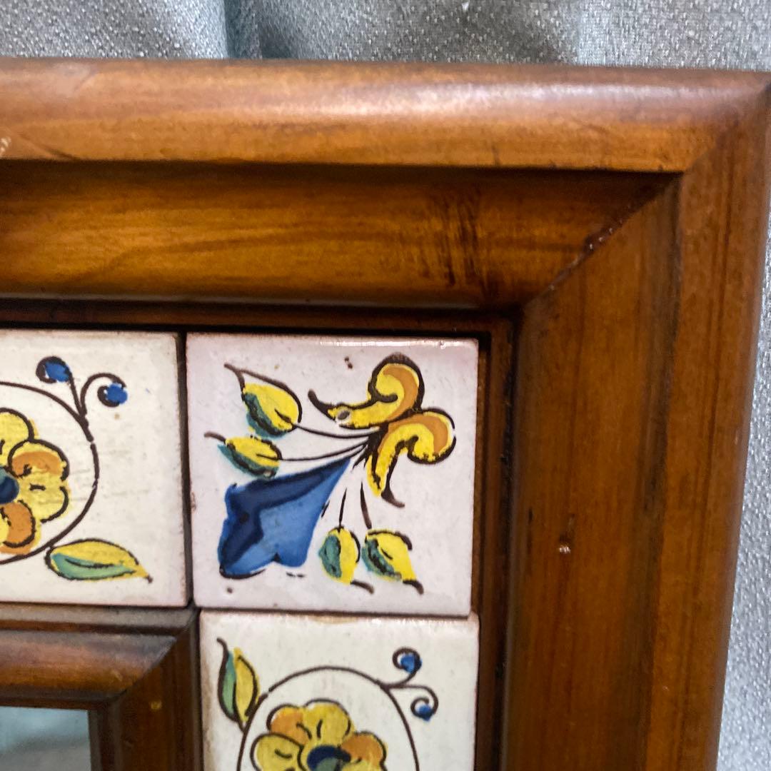 N スペイン製　アンティーク　壁掛けミラー　鏡　タイル張り　送料込み