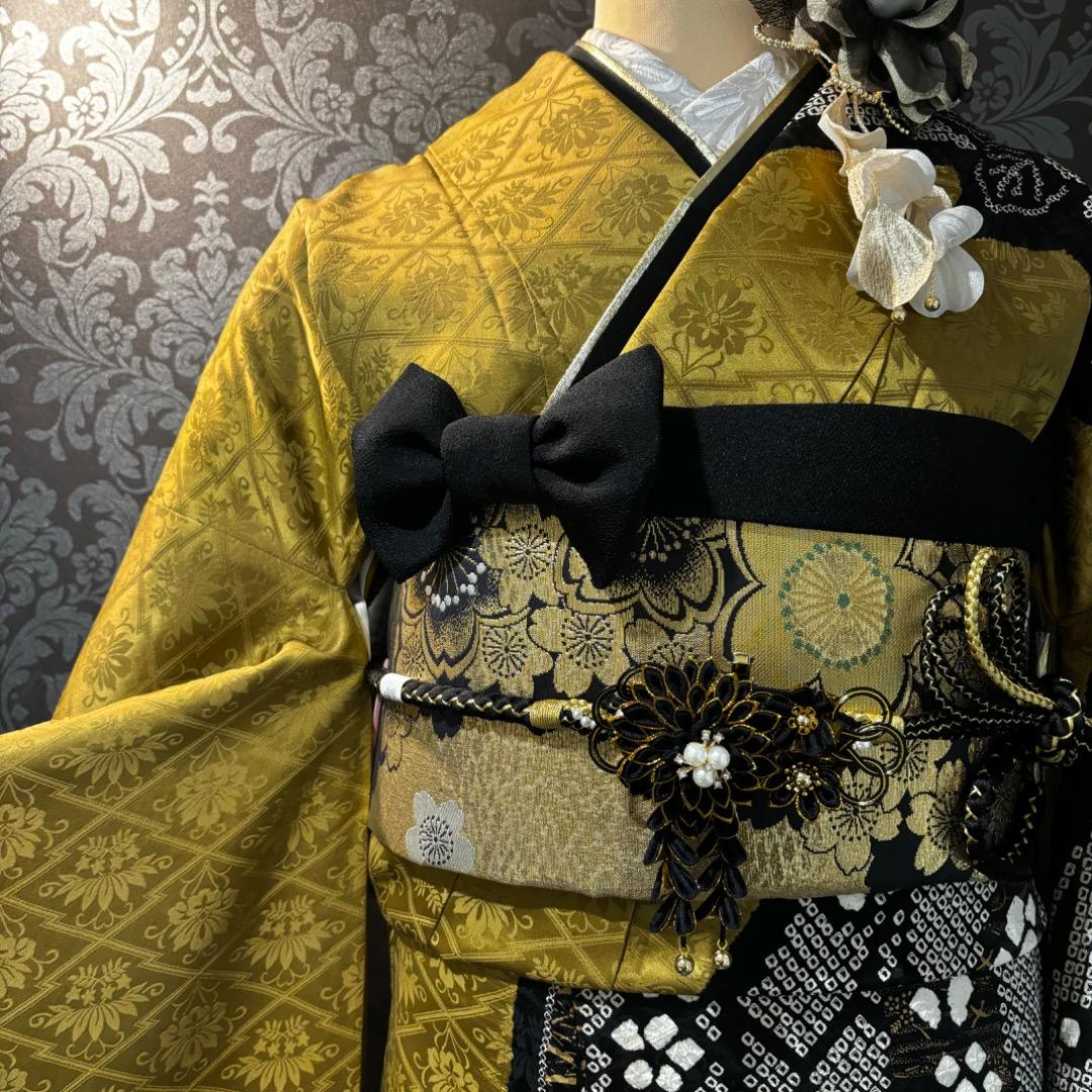 美品　地紋　熨斗　手絞り　金彩　逸品　振袖　フルセット 振り袖