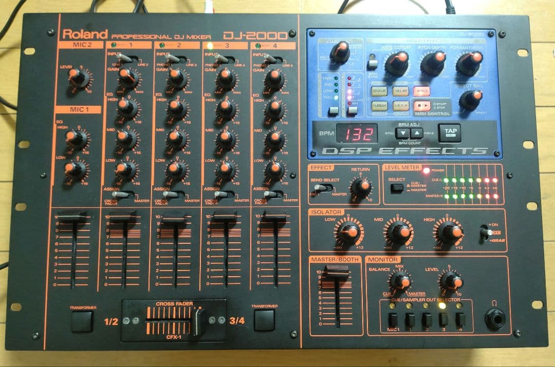 ROLAND DJ-2000 動作確認済み　送料込み　DJミキサー