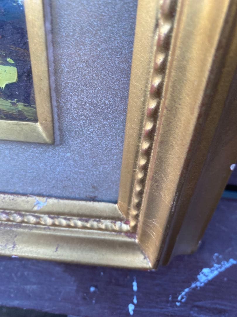 金色フレームの抽象画