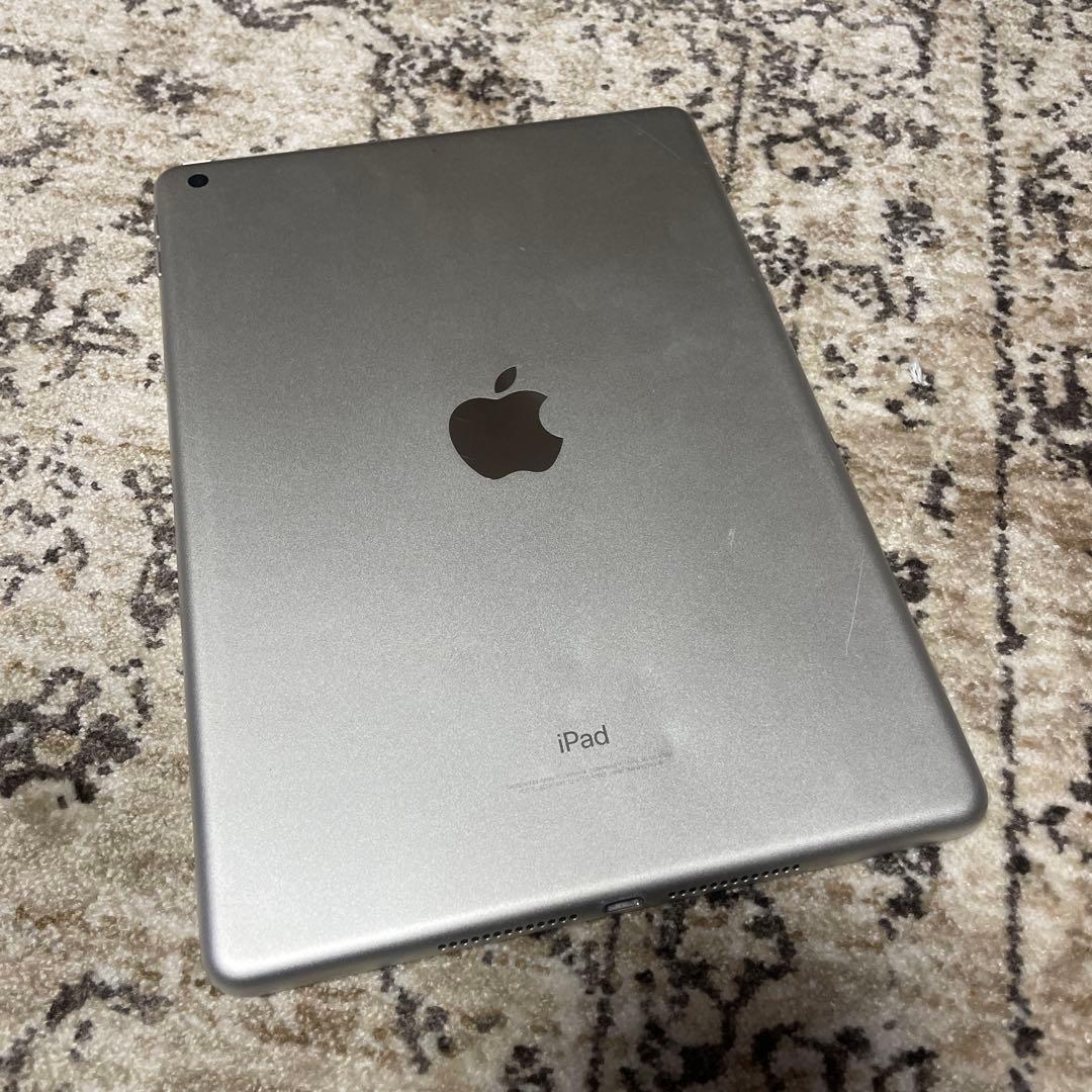 Apple iPad 第6世代 32GB