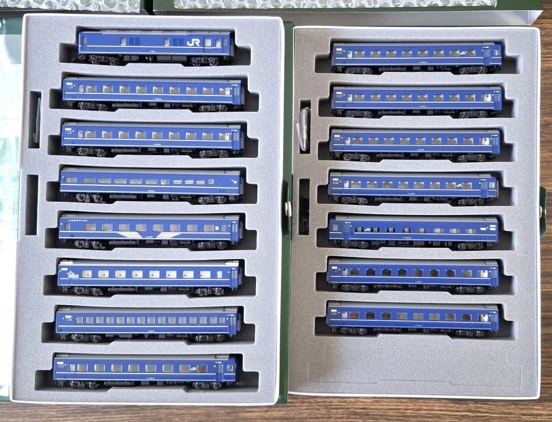 KATO Nゲージ 24系　寝台特急はやぶさ 基本+増結セット