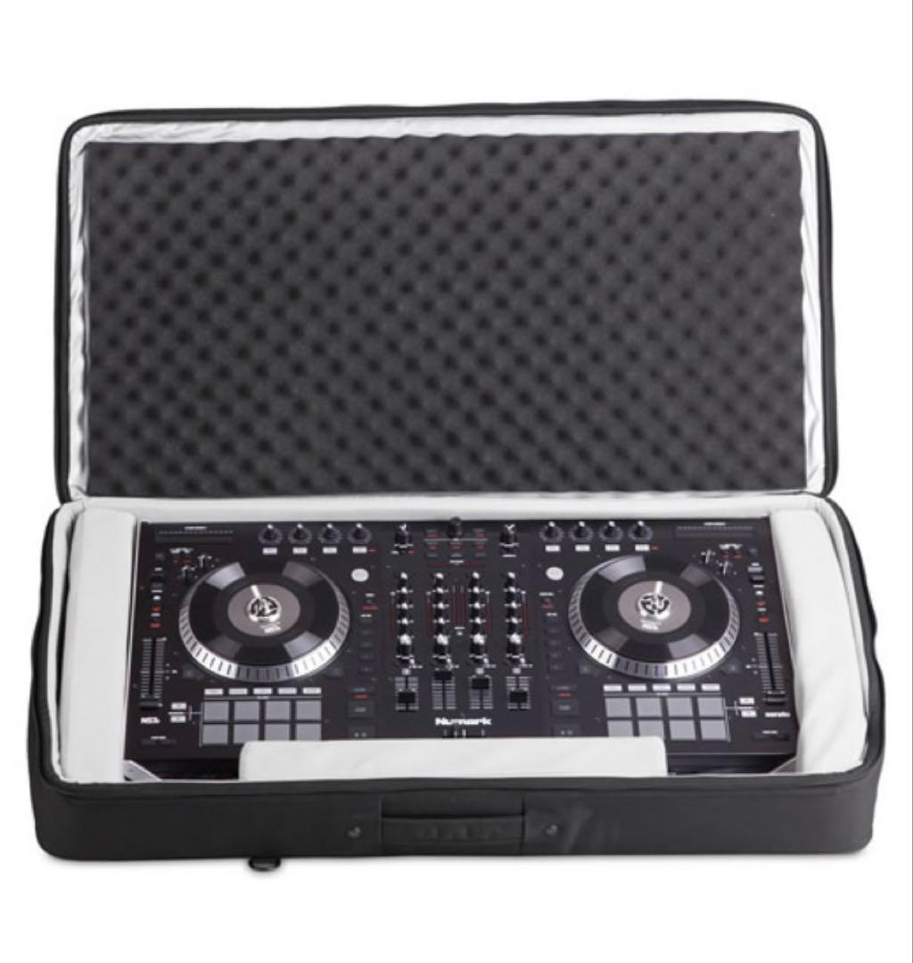 U7103BL Urbanite DJコントローラーケース