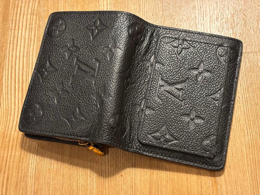 Louis Vuitton ミニ財布 M80151 ポルトフォイユ・クレア 黒
