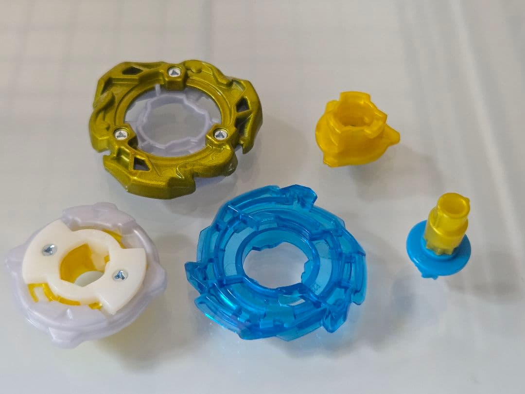 ワルキューレボルトS4-70V ベイブレードX レアベイゲットバトル