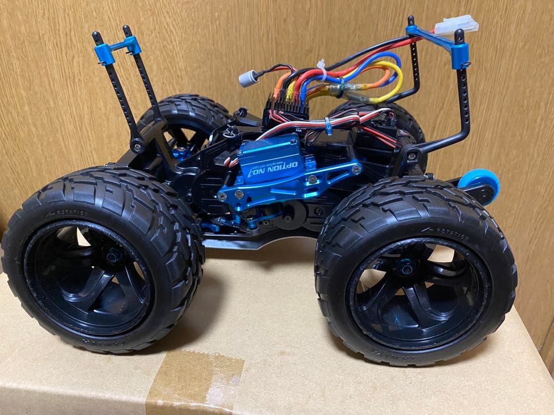 タミヤXB gf-01 40ランドクルーザー　オプション多数付き　お買い得！