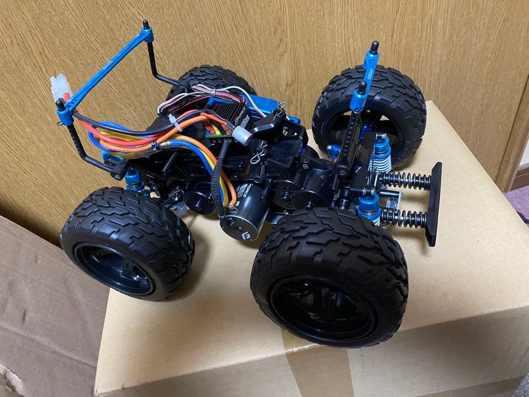 タミヤXB gf-01 40ランドクルーザー　オプション多数付き　お買い得！