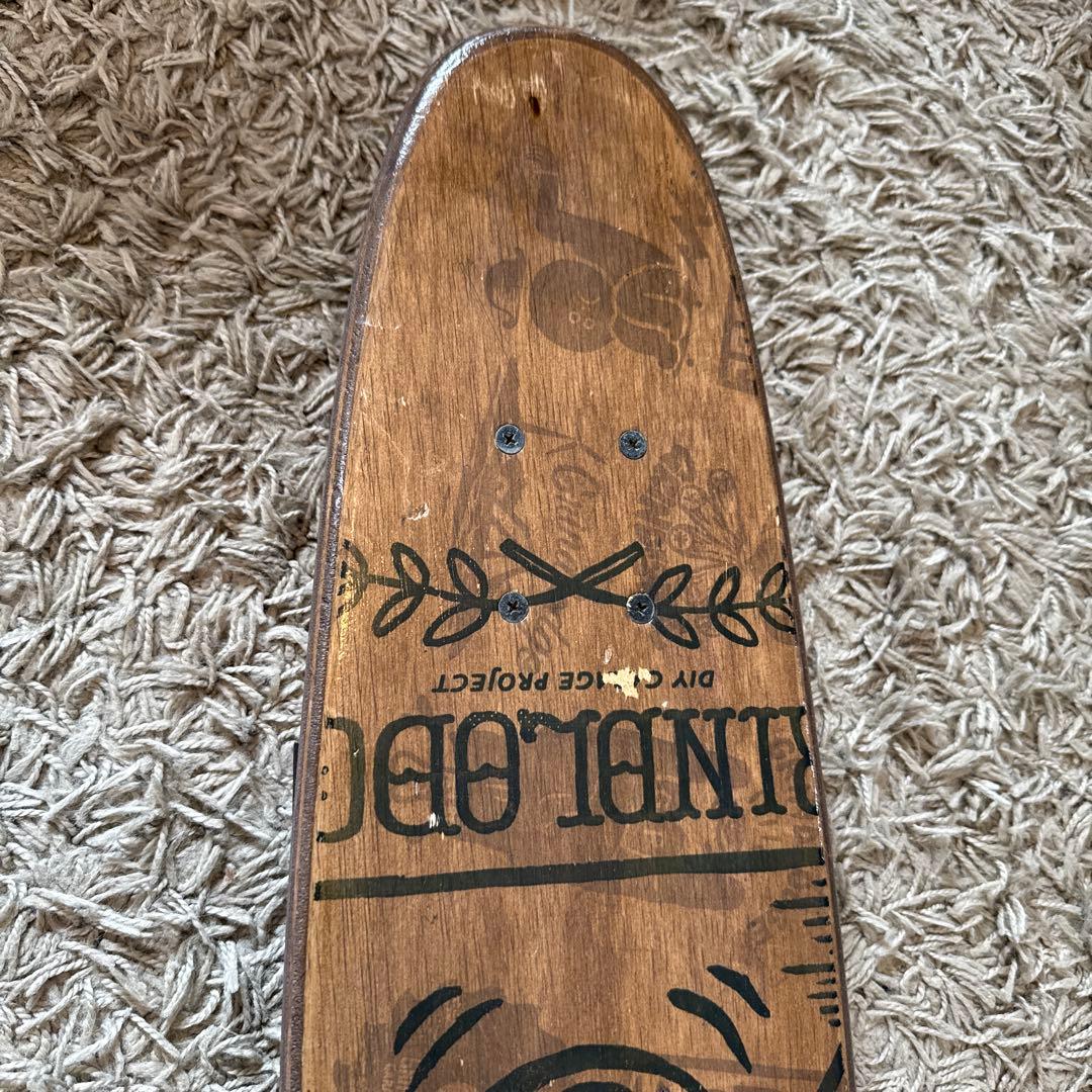 グラインドロッジ擦り入りカスタムスケートボードデッキ