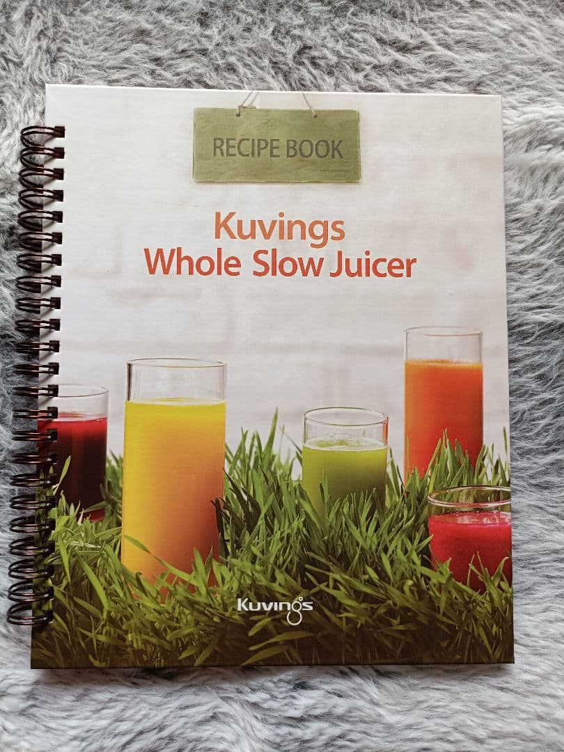 Kuvings スロージューサー レッド