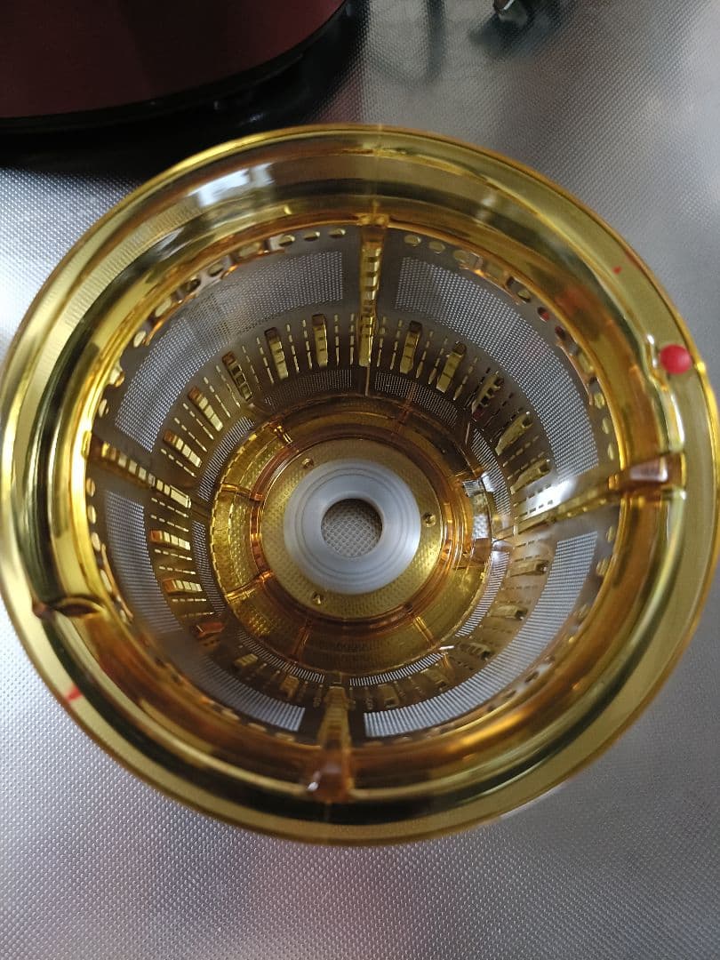 Kuvings スロージューサー レッド