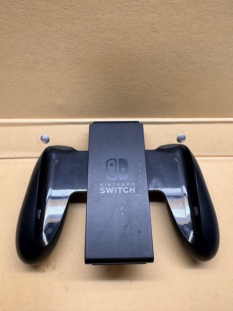 Nintendo Switch 本体 黒/青