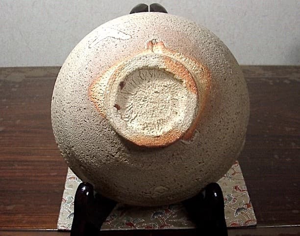 九谷焼　梅山窯　中村梅山作　茶碗　無傷　保証　共布・共箱。