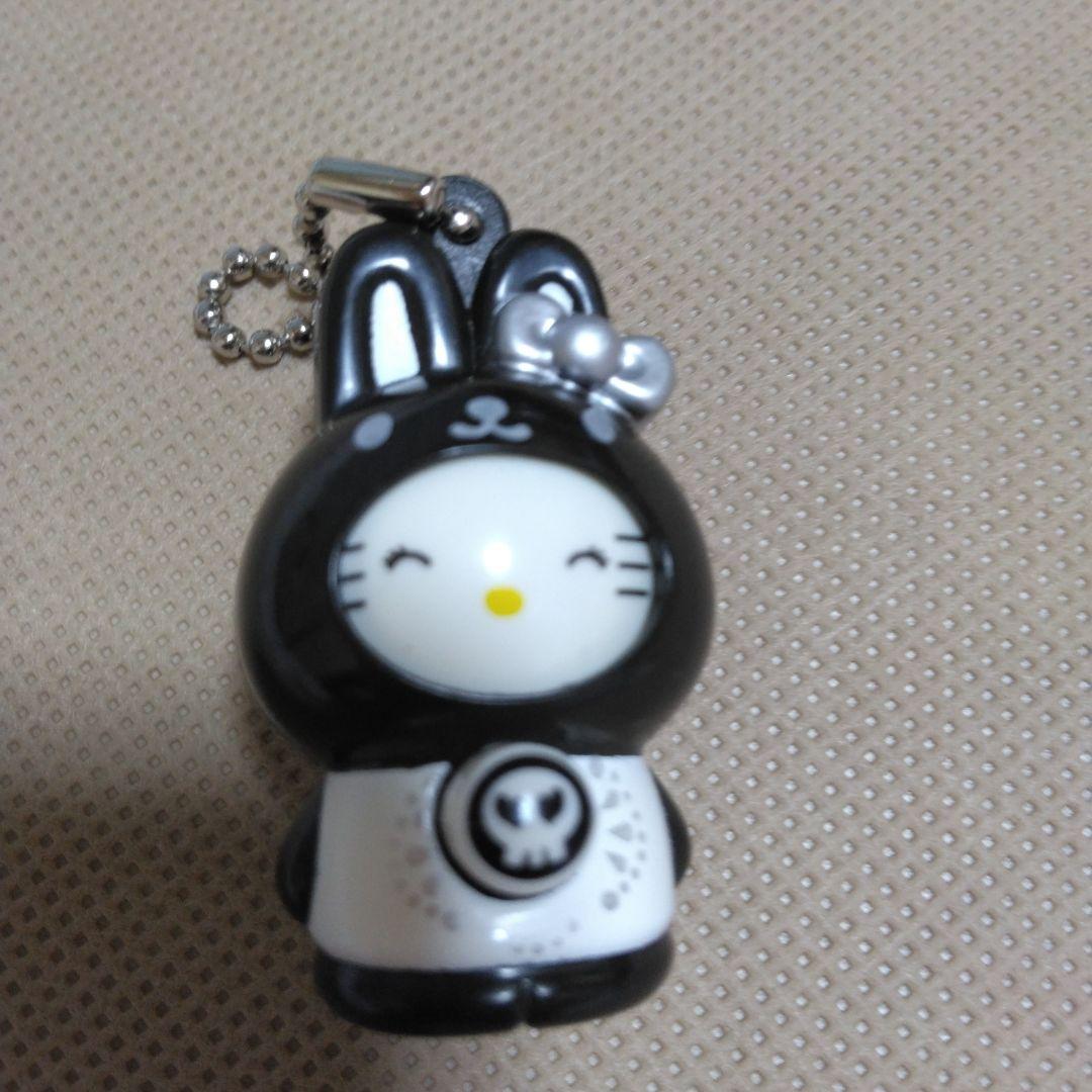 ハローキティ♡ウサギ型スカルデザインキーホルダー　入手困難！百面相だよ！