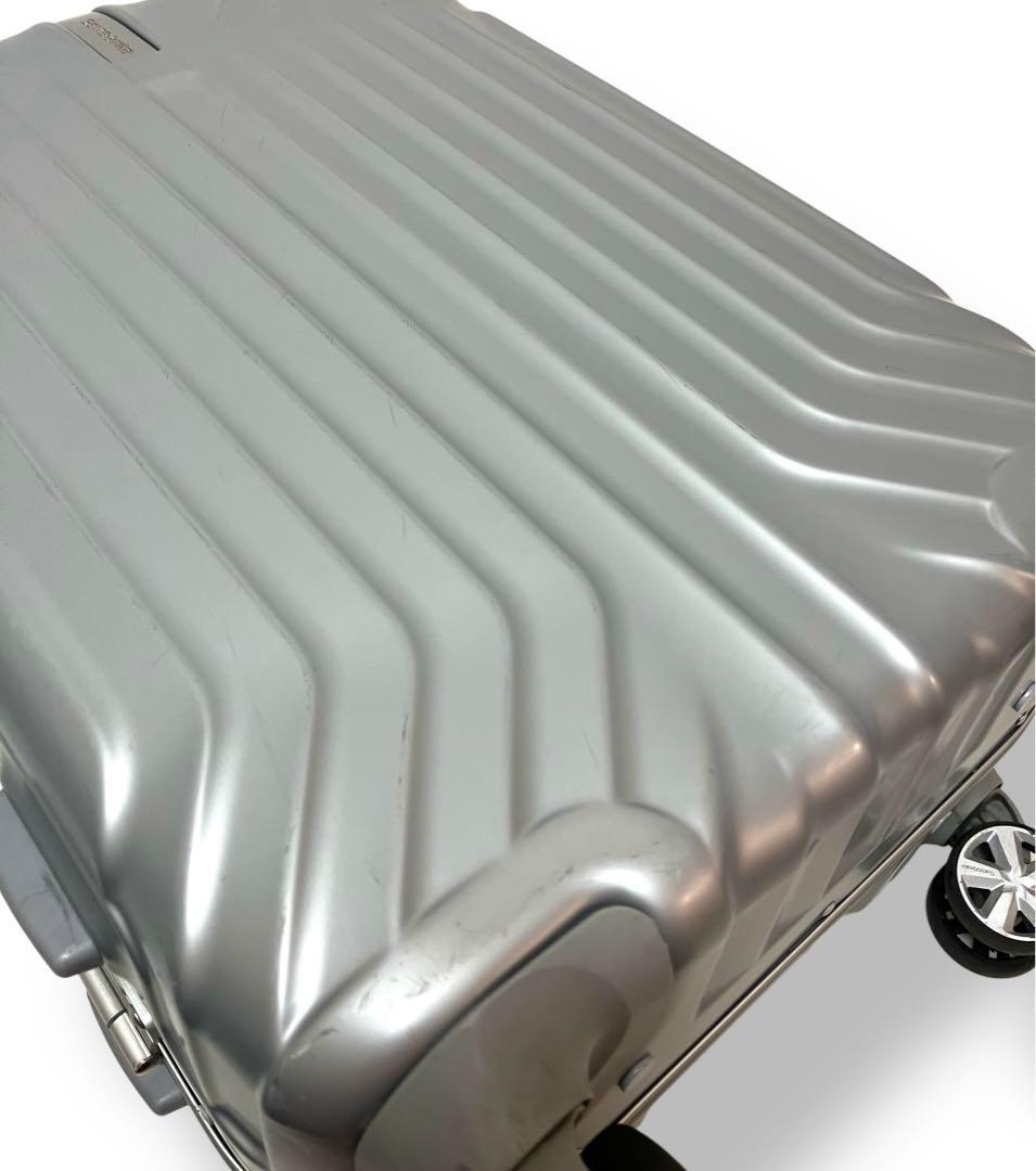 機内持込可能 サムソナイト ハードキャリー トゥルーフレーム 32L