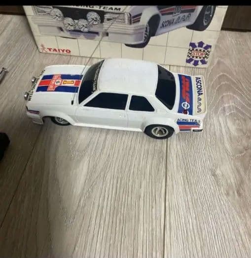 希少OPEL ASCONA 400　ラジコンカー　TAIYO ジャンク品
