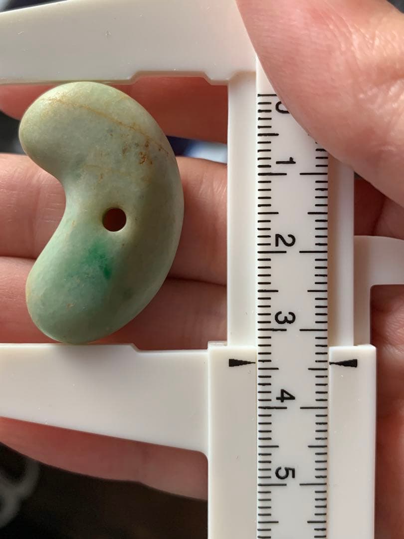 古墳期　めのう勾玉　翡翠勾玉　瑪瑙　出土　縄文　弥生　石器　土器　化石　根付