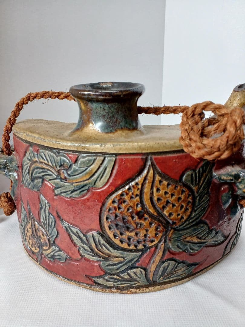 琉球壺屋焼　小橋川清正　抱瓶