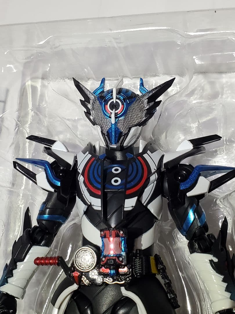 【美品】S.H.Figuarts 仮面ライダー クローズエボル フィギュアーツ