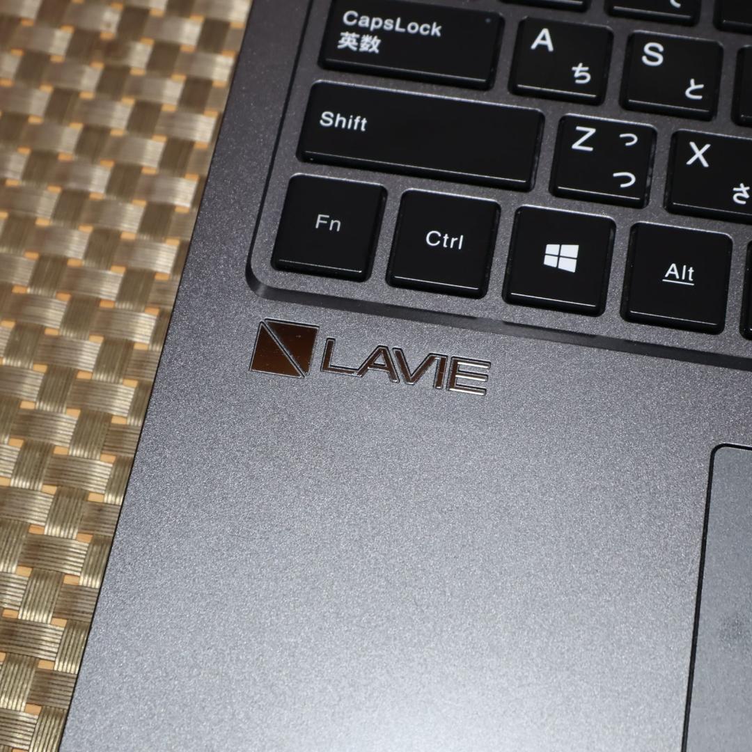 Win11公式対応Corei7/メ16G/高速SSD+HDD/BD/無線/カメラ