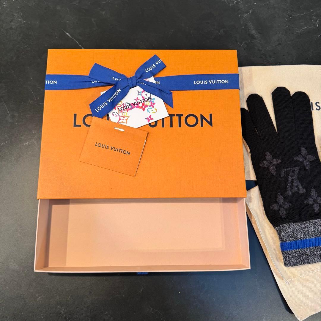 LOUIS VUITTON 手袋