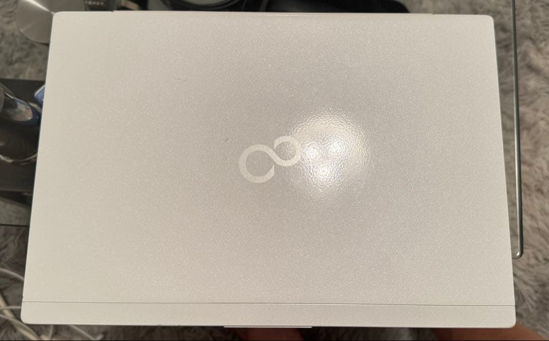 富士通 ノートパソコン Core i7搭載／Windows