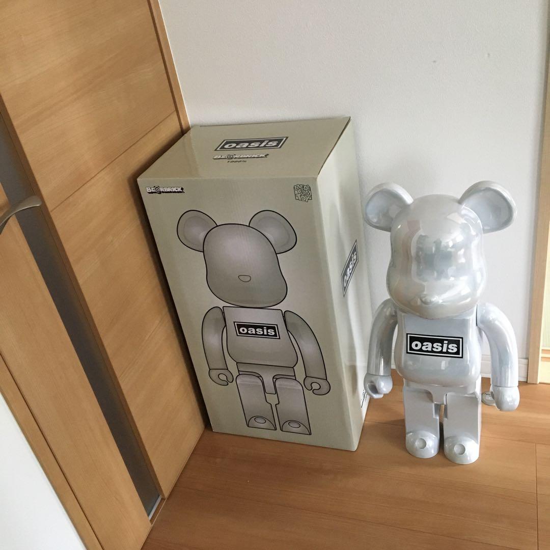 ベアブリック 1000% oasis ホワイトバージョン　美品