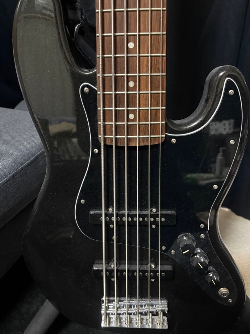 Squier スクワイヤー [6弦ベース]
