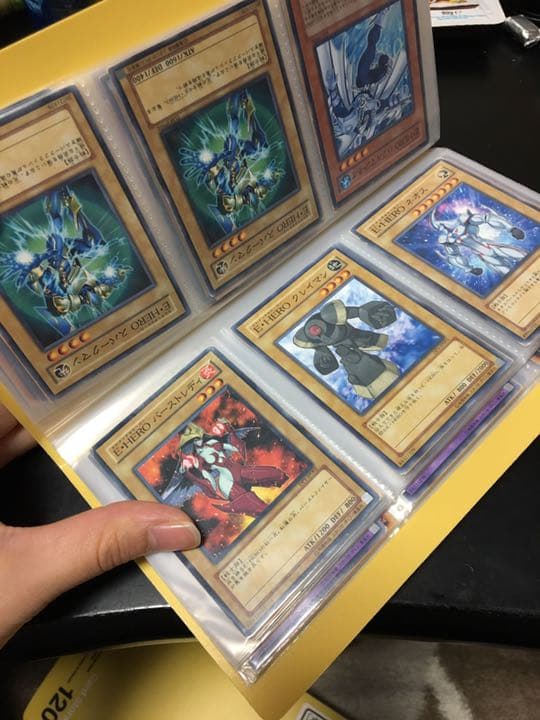 遊戯王カード ヒーロー