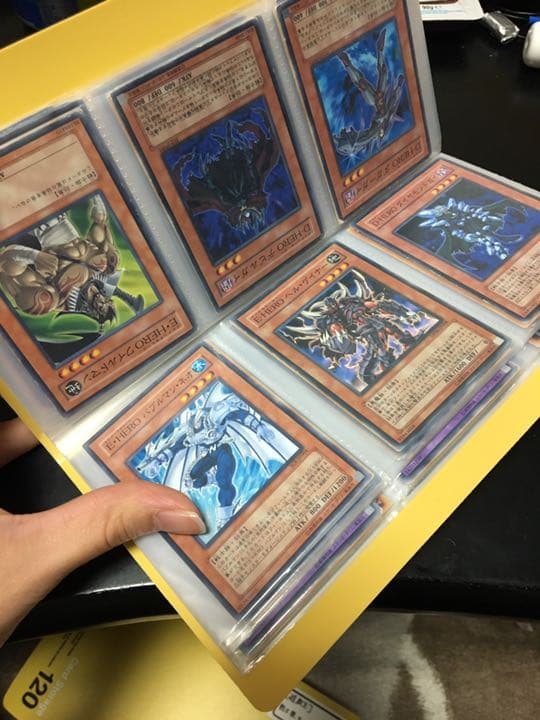 遊戯王カード ヒーロー