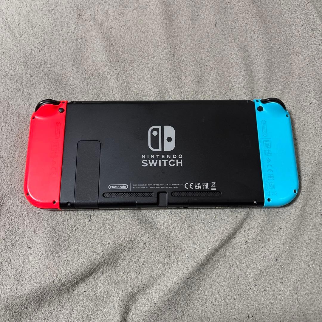 【最終値下げ】Nintendo Switch 本体　青/赤