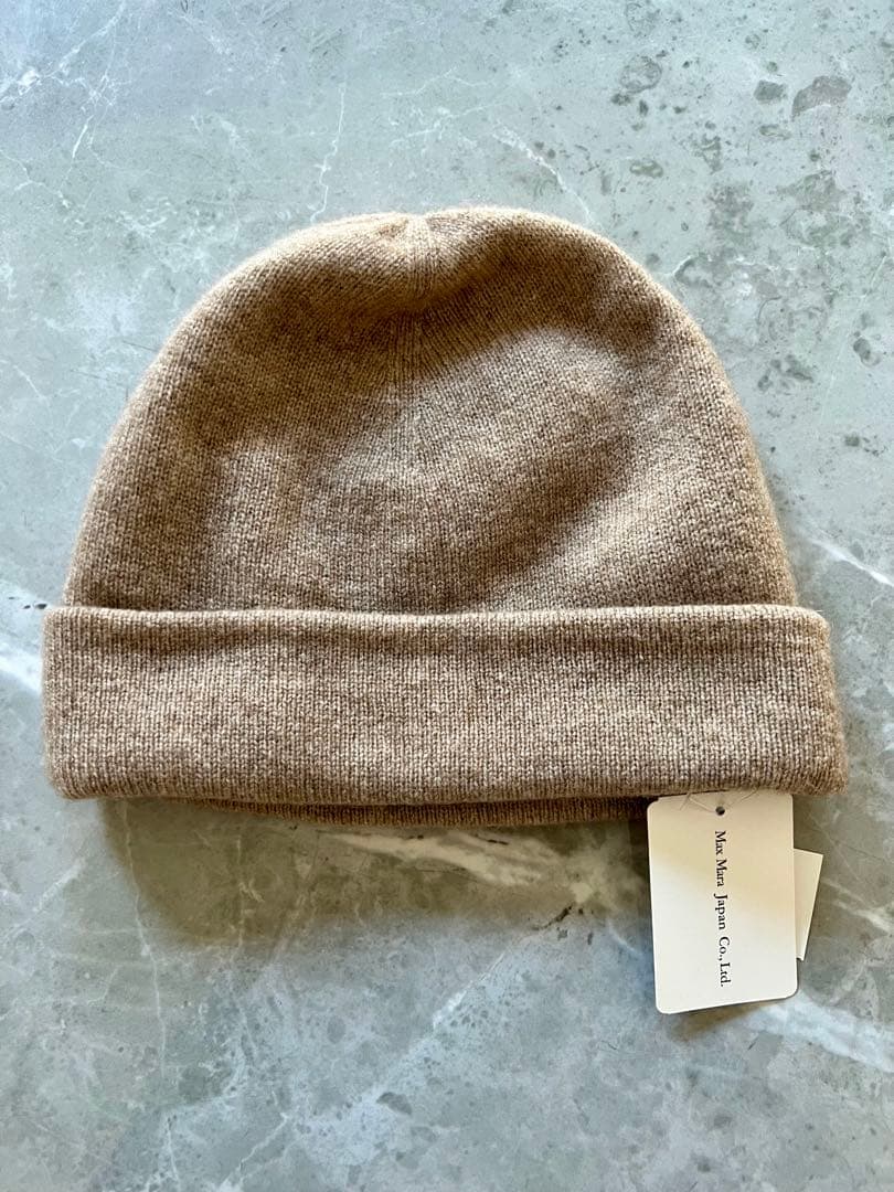 タグ付き　マックスマーラ　MaxMara カシミヤ　ニット帽