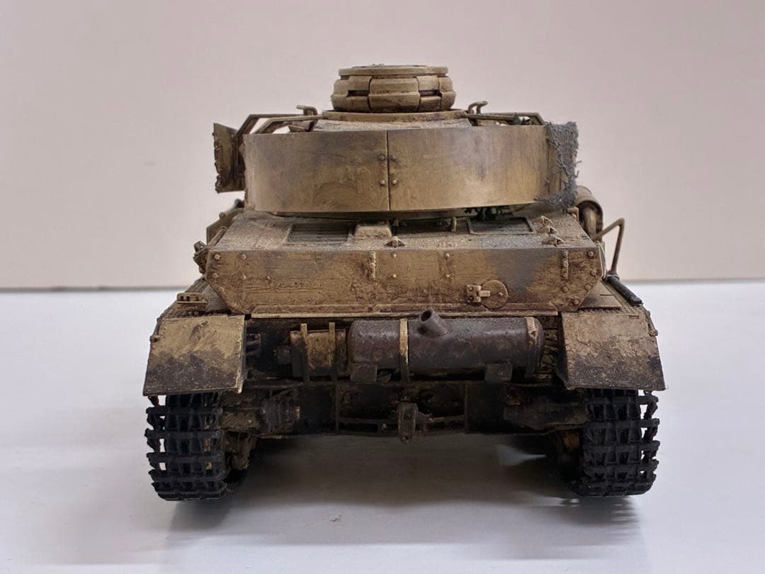 ブルガリア　IV号戦車H型　タミヤ　1/35完成品　模型　プラモデル