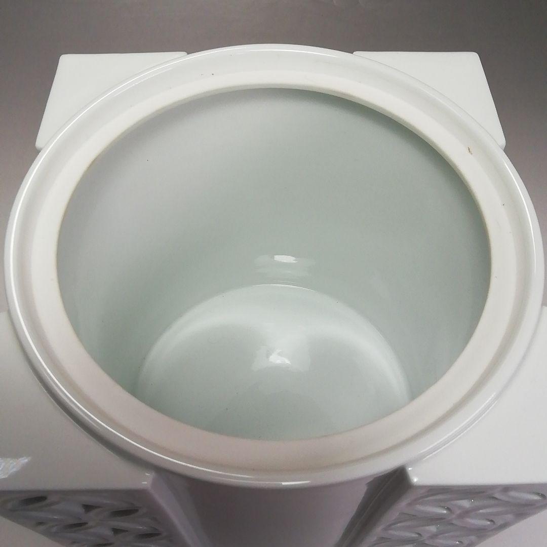 Ｓ５５１　皆具　『平戸焼』『白磁　七宝透　皆具』『十三代　横石嘉助作』　共箱