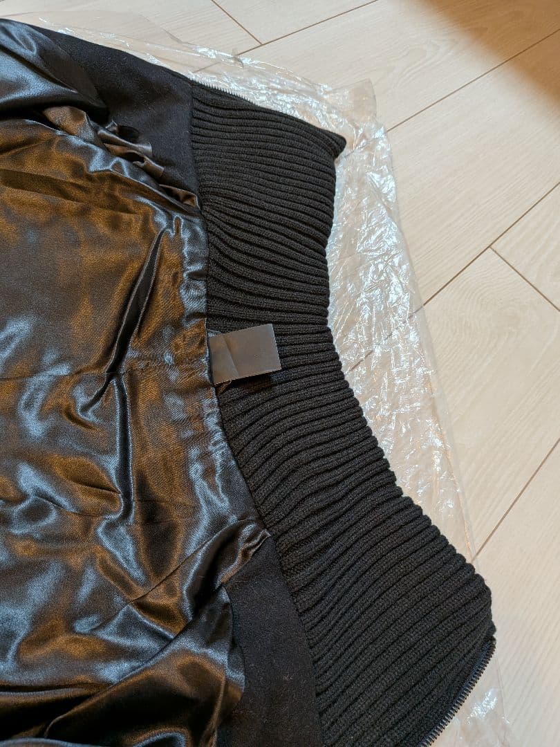 L'Arc〜en〜Ciel ラルク ツアー スタジャン S 黒 刺繍 白ライン