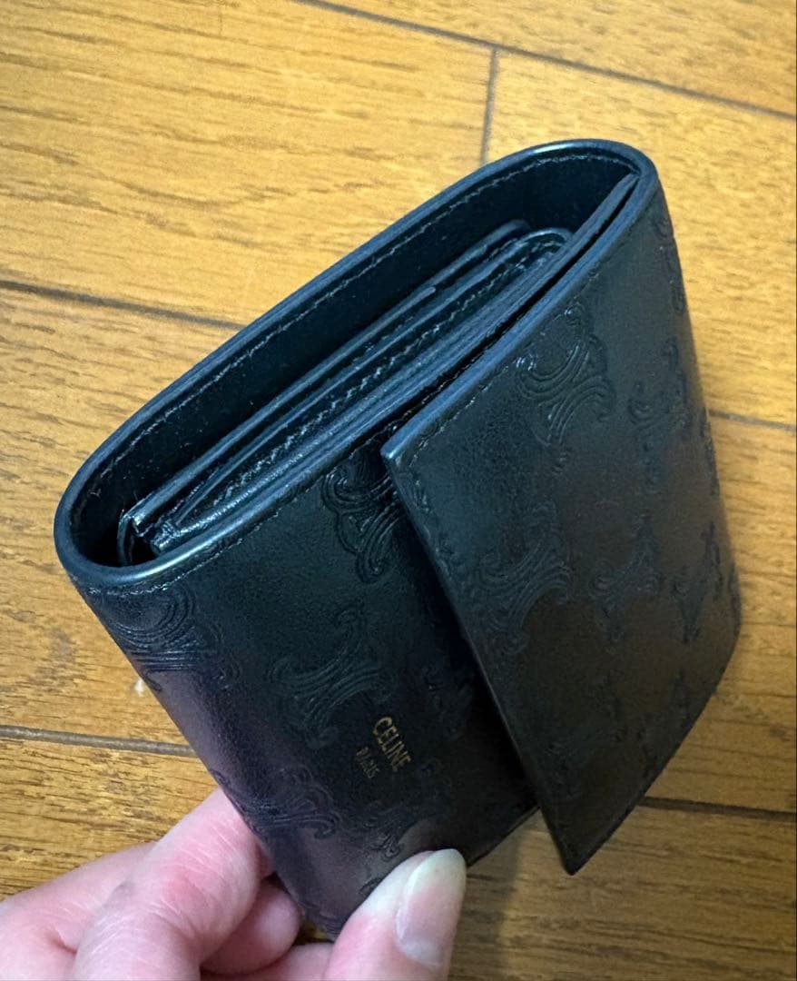 CELINE ブラックレザー三つ折り財布