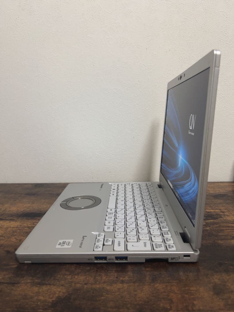 美品✨レッツノートQV9 16GB SSD256GBオフィス