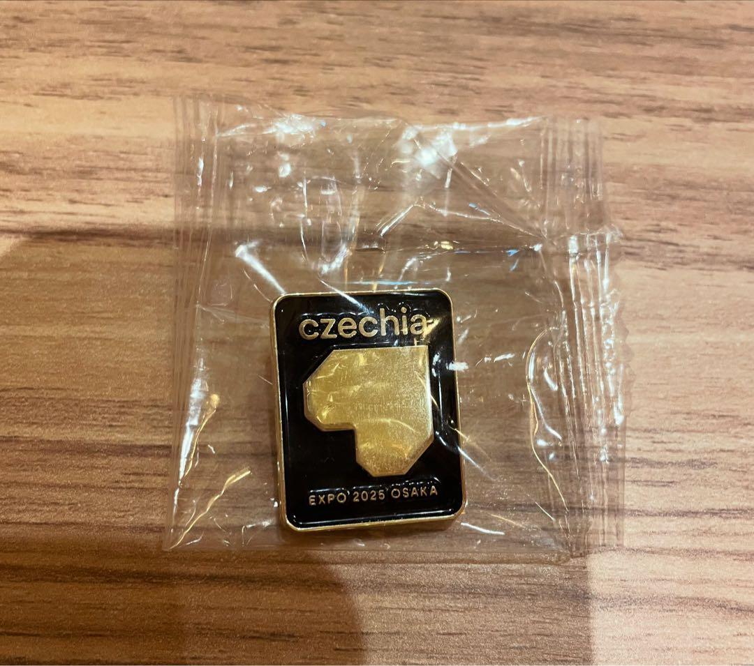 じ*び様 非売品！大阪万博　ピンバッジ　チェコ