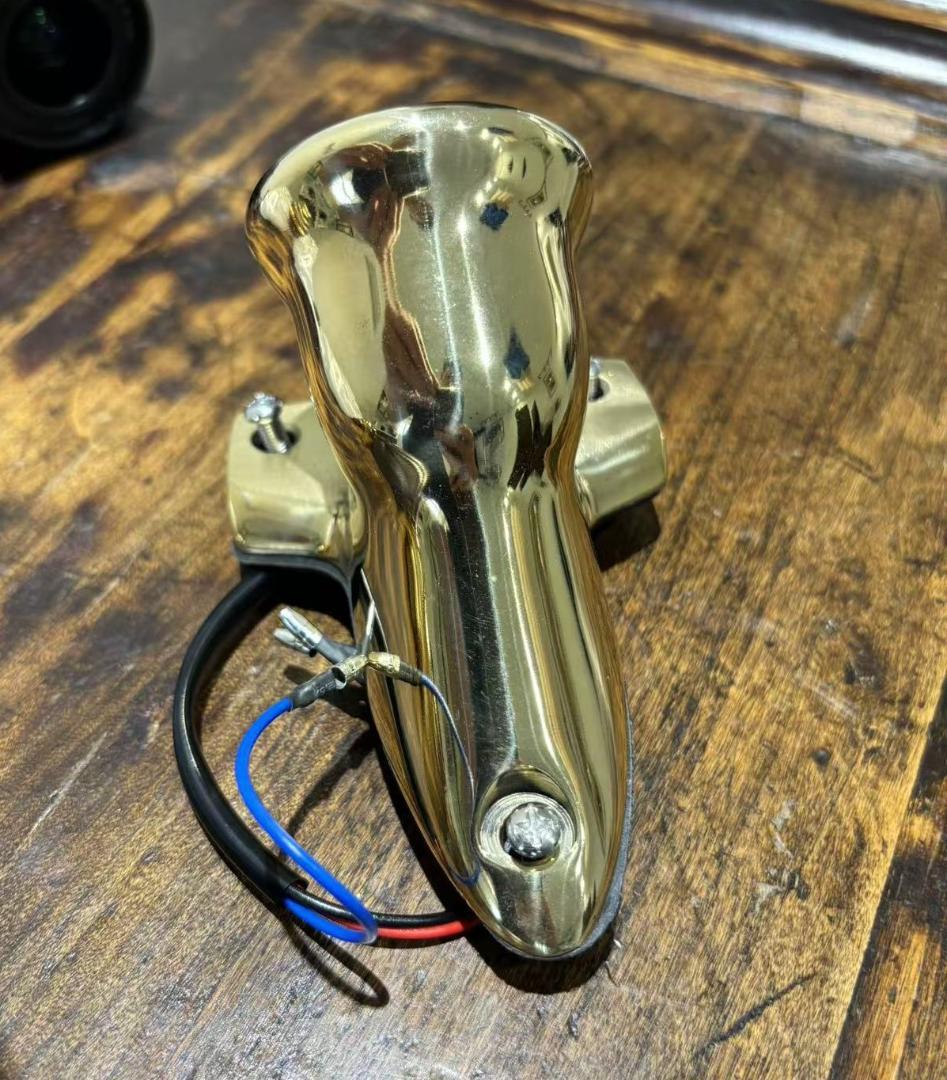 真鍮製テールランプ　ハーレー　ショベル　エボ　スポーツスター　C3